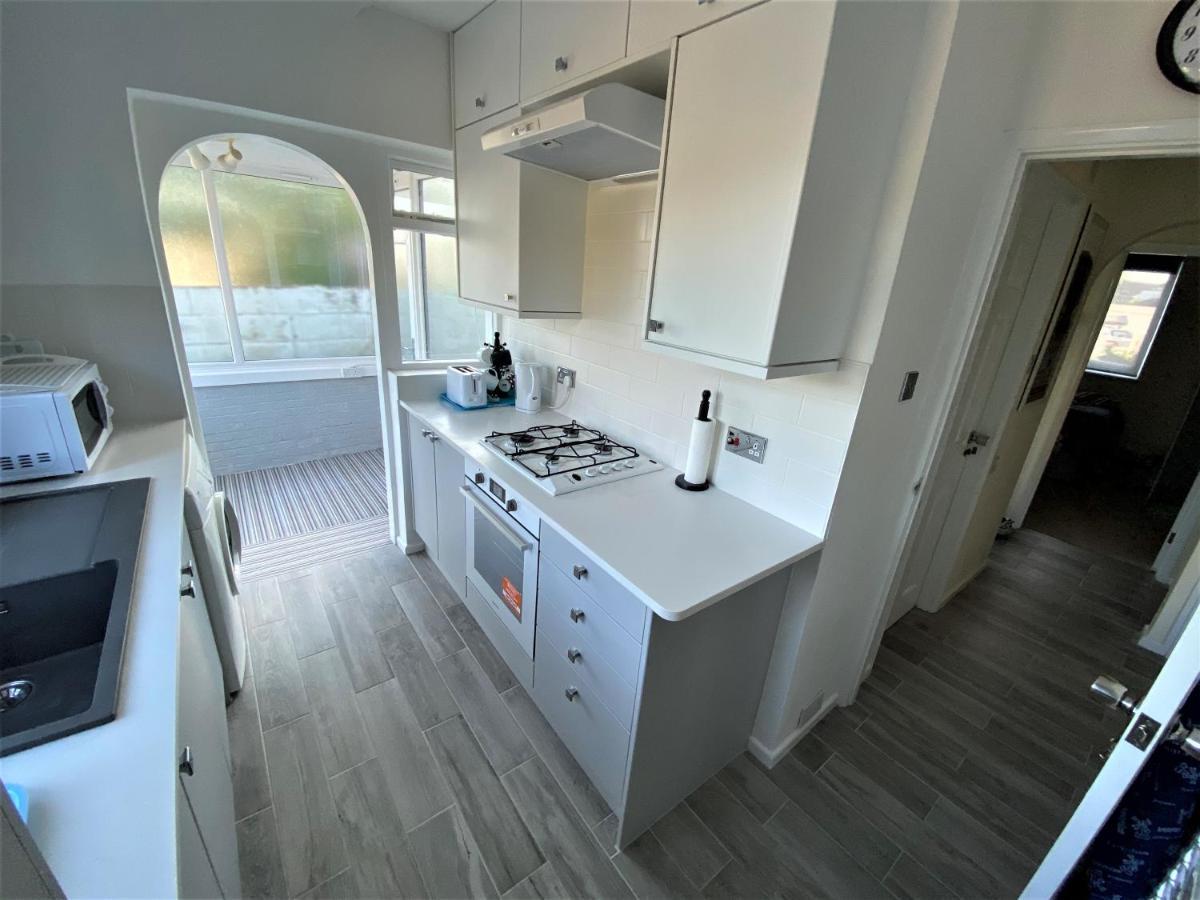 Luxury Suntrap In Private Complex St Leonards Apartment Hastings Exterior photo